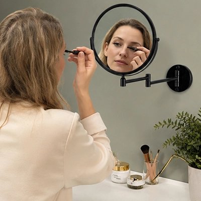 Miroir grossissant