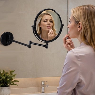 Miroir grossissant